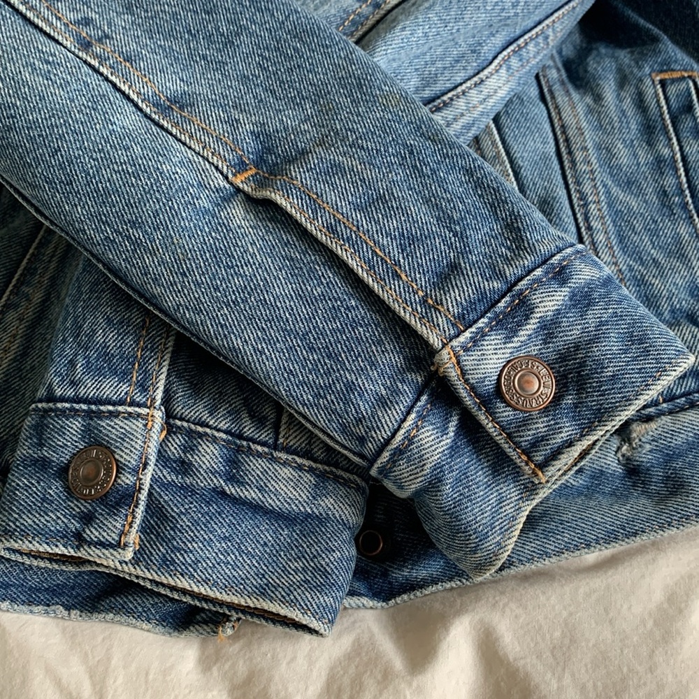 Levi’s Sherpa Fleece Jean Jacket - Picture 12 of 12
